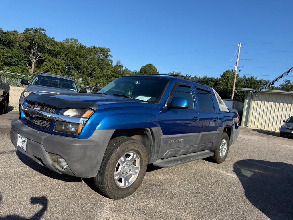 2003 Chevrolet Avalanche Base