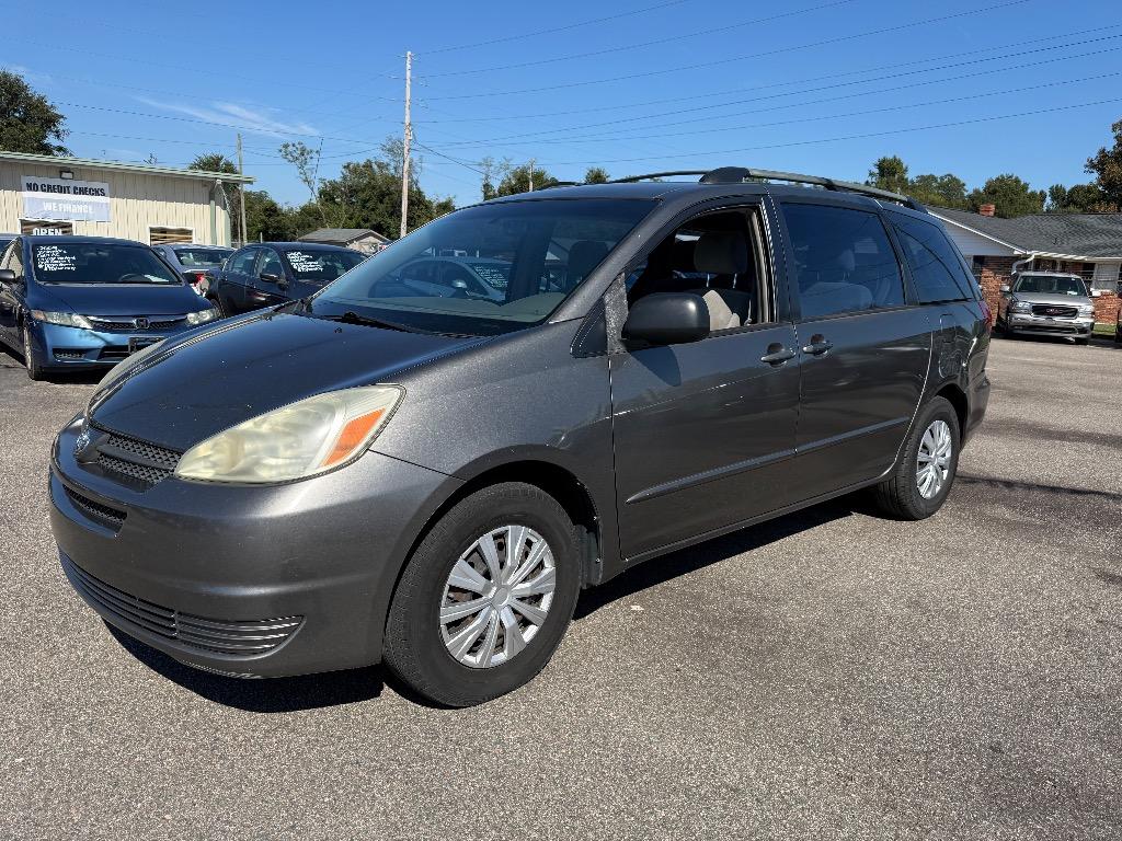 2005 Toyota Sienna LE