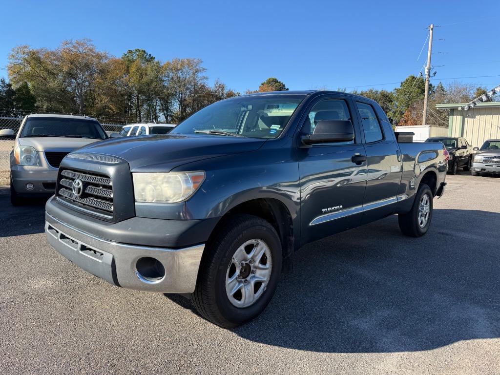 2008 Toyota Tundra SR5's photo