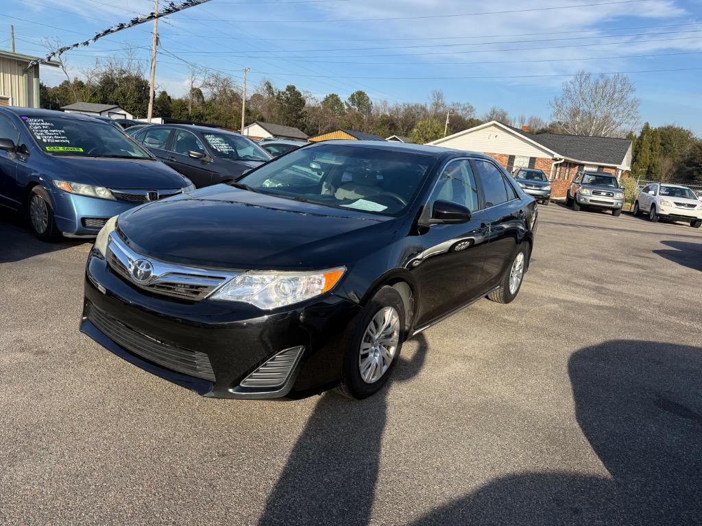 2014 Toyota Camry LE